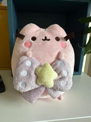 Pusheen medium bow Claire’s exclusive knuffel beschikbaar voor biedingen