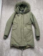 Groene Airforce jas maat M 36/38 jas is in nieuwstaat, Ophalen of Verzenden, Zo goed als nieuw, Maat 38/40 (M), Groen