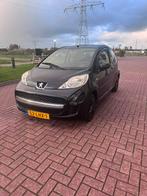 Peugeot 107 1.0 12V 3DR 2010 Zwart, Auto's, Peugeot, Voorwielaandrijving, Stof, 4 stoelen, Origineel Nederlands