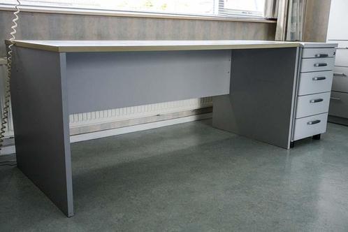 Groot bureau met ladekastje op wieltjes, Huis en Inrichting, Bureaus, Zo goed als nieuw, Met wielen, Ophalen