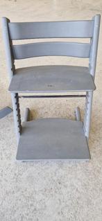 Grijze STOKKE Tripp Trapp kinderstoel triptrap /trip trap, Kinderen en Baby's, Kinderstoelen, Ophalen, Zo goed als nieuw, Meegroeistoel