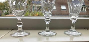 Roemers Leerdam 3 stuks spitse 2 knops 1910-1930 wijnglas beschikbaar voor biedingen