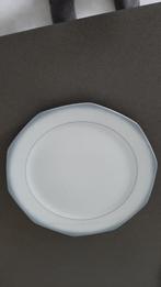 8-kantige borden, Huis en Inrichting, Keuken | Servies, Ophalen of Verzenden, Zo goed als nieuw, Bord(en), Overige stijlen