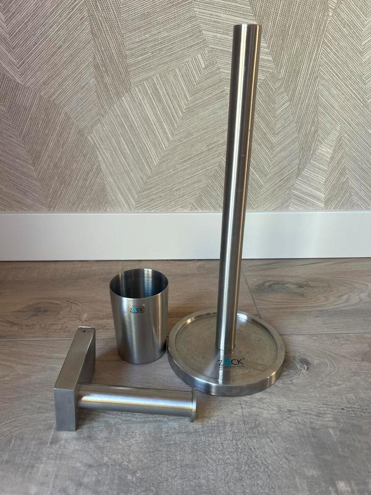 Zack Accessoireset: rvs Rolhouder, Keukenrolhouder, Beker, Huis en Inrichting, Badkamer | Badtextiel en Accessoires, Gebruikt