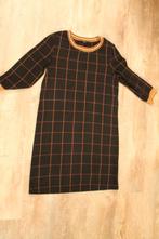 Mooie jurk voor een dame, Ophalen of Verzenden, Zo goed als nieuw, Knielengte, Maat 36 (S)