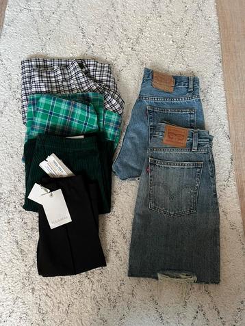 Bundel vintage Levi’s en andere merken beschikbaar voor biedingen