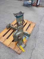 Kelderwind , domme kracht 5ton , kelderwin 5ton, Doe-het-zelf en Verbouw, Lieren en Takels, Ophalen, Gebruikt, Handmatig