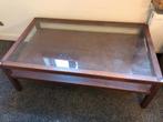 Salontafel meranti hout met glasplaat, Ophalen, 50 tot 100 cm, Zo goed als nieuw, Minder dan 50 cm