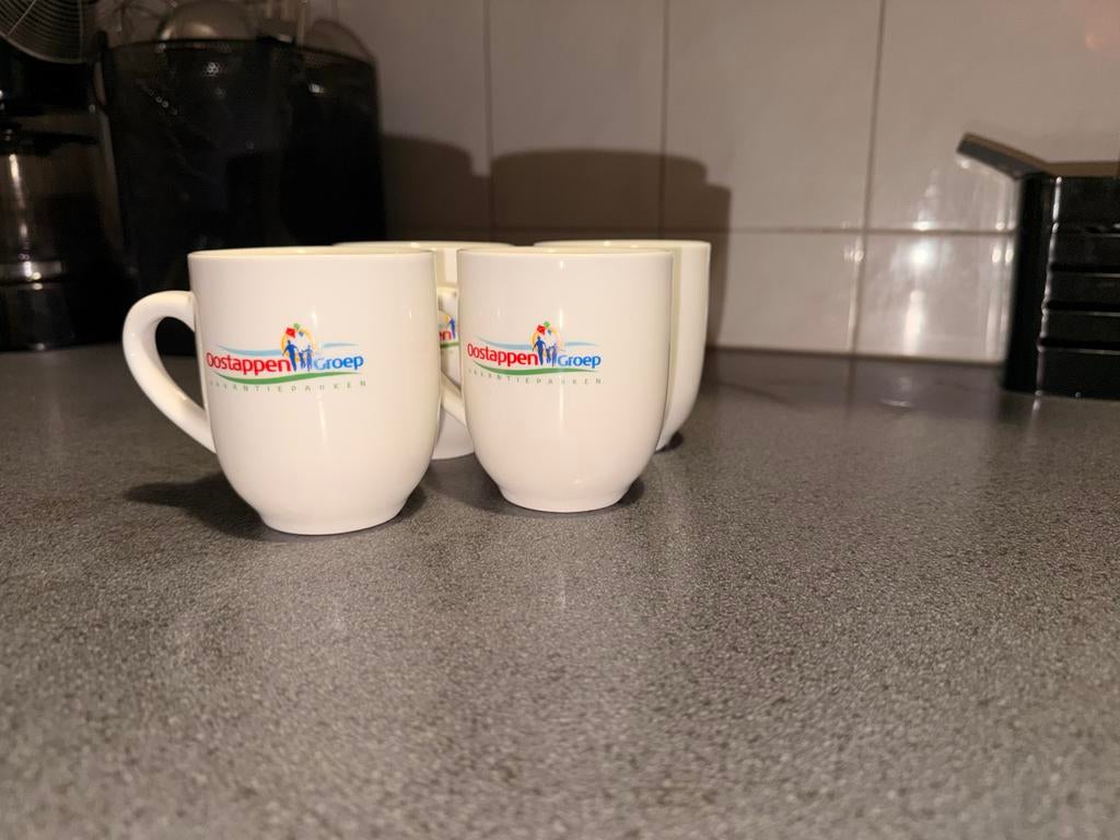 Oostappen Groep Mokken - Set van 4, Ophalen, Keramiek, Nieuw, Overige stijlen