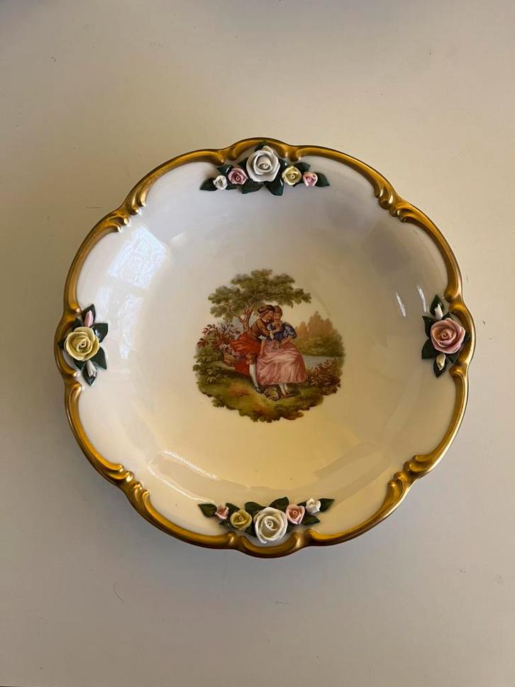 Porseleinen kom - Alt Meissen Kueps - Bavaria Lindner, Antiek en Kunst, Antiek | Schalen, Ophalen of Verzenden