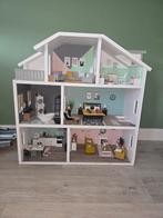 Super mooi compleet ingerichte poppenhuis., Kinderen en Baby's, Speelgoed | Poppenhuizen, Ophalen, Zo goed als nieuw