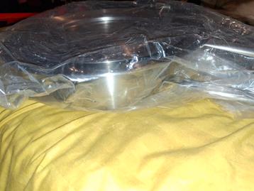 metalen bedpo, nieuwe in verpakking.  beschikbaar voor biedingen