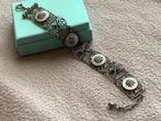 Mooi bewerkte armband uit tijd van oma, Sieraden, Tassen en Uiterlijk, Antieke sieraden, Armband, Verzenden