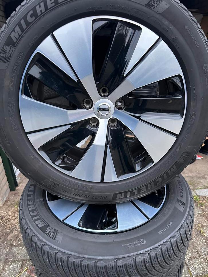 Volvo Xc40-Lync&Co Orig. Winterset Michelin, Auto-onderdelen, Banden en Velgen, Banden en Velgen, Winterbanden, 18 inch, 235 mm
