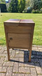 nachtkastje pispot kastje brocante mahonie hout, Ophalen