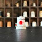 Vingerhoedje porselein Canada (150), Ophalen of Verzenden, Zo goed als nieuw, Porselein, Buitenland