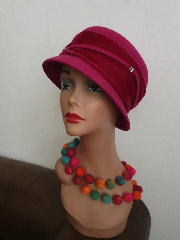 Prachtige fuchsia 100% wol hoed maat 57, Kleding | Dames, Hoeden en Petten, Zo goed als nieuw, Hoed, 56 of 57 cm (M, 7 of 7⅛ inch)