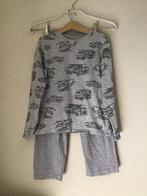 Pyama grijs motief maat 128, Kinderen en Baby's, Kinderkleding | Maat 128, Ophalen of Verzenden, Gebruikt, Jongen, Nacht- of Onderkleding