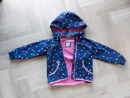Softshelljas maat 98/104 merk H&M, Kinderen en Baby's, Kinderkleding | Maat 98, Gebruikt, Meisje, Jas, Ophalen of Verzenden