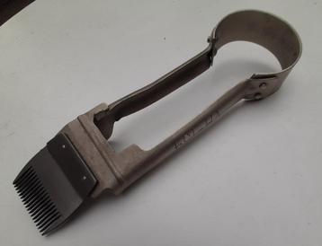 Eenvoudige Schapenschaar - Éénhandig Gebruik beschikbaar voor biedingen