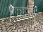klnderbed  (of bankje) ca 1900 uit Frankrijk, Gebruikt, Wit, 190 cm of minder, Metaal