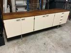 Dressoir jaren 60., Huis en Inrichting, Ophalen, Zo goed als nieuw, Jaren 60 design., Overige houtsoorten