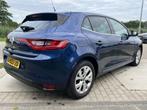 Renault Mégane 1.3 TCe Limited / Cruise / Climate / Parkeer, Voorwielaandrijving, 12 maanden, 4 cilinders, Blauw