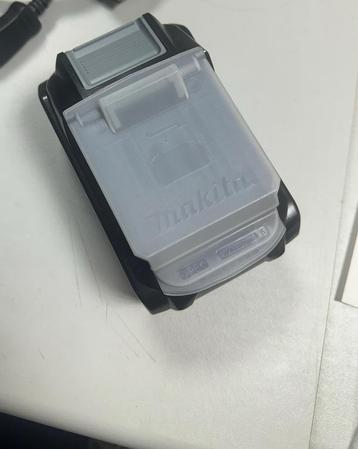 Makita 40V Accu BL4040 - 4.0Ah beschikbaar voor biedingen