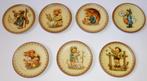 M I Hummel: 6 x deco Bordjes van 1997 & 1998 -9cm rond-TMK-7, Verzenden, Zo goed als nieuw, Hummel