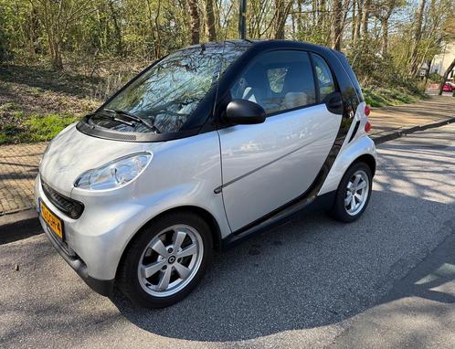 Smart ForTwo 1.0 45KW MHD AUT 2011 Airco!! Lage km stand, Auto's, Smart, Particulier, ForTwo, Airconditioning, Benzine, A, Hatchback