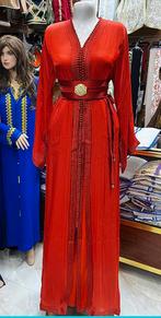 Elegante Rode Jurk, Maat 38/40 (M), Nieuw, Ophalen of Verzenden, Rood