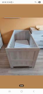 Te koop ledikant,om te bouwen na peuterbed en commode en wan, Ophalen, Zo goed als nieuw, Jongetje of Meisje