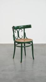 Groene sierlijke vintage bistro stoel met een rieten zitting, Ophalen, Riet of Rotan, Gebruikt, Overige kleuren