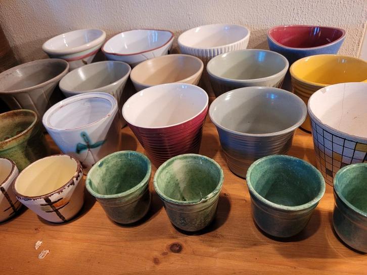 bloempotje bloempotjes vintage retro 3 voor 17,5 euro Adco, Tuin en Terras, Bloempotten, Gebruikt, Aardewerk, Binnen, Balkon, Minder dan 40 cm