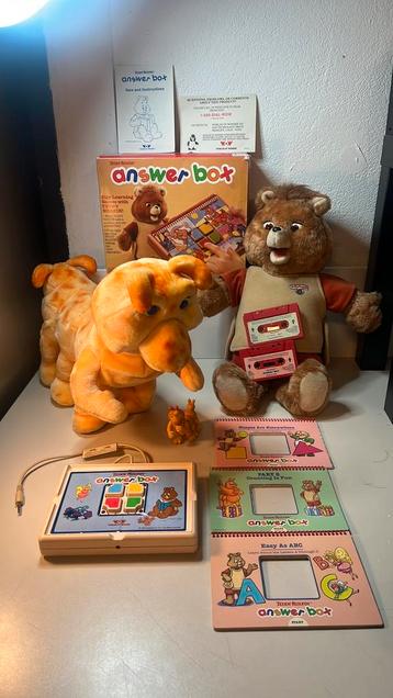 Teddy Ruxpin en z’n vriend Grubby vintage Toys 1986 beschikbaar voor biedingen