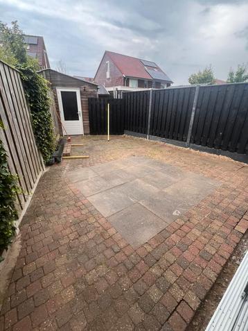 GRATIS TUINTEGELS, ZELF VERWIJDERDEN beschikbaar voor biedingen