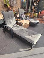 2 ligbedden Wicker, Tuin en Terras, Ophalen, Gebruikt, Wicker, Verstelbaar