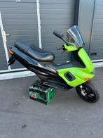 GEZOCHT! Gilera runner ZONDER blok!, Fietsen en Brommers, Scooters | Piaggio, Verzenden, Overige modellen