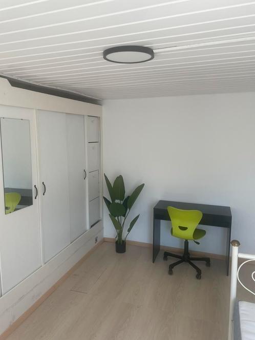 Mooie nette Kamer te huud terneuzen, Huizen en Kamers, Kamers te huur