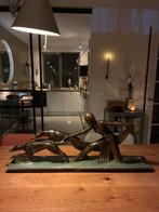 Groot Art Deco beeld, Vrouw met windhonden, België ca.1930, Antiek en Kunst, Ophalen of Verzenden