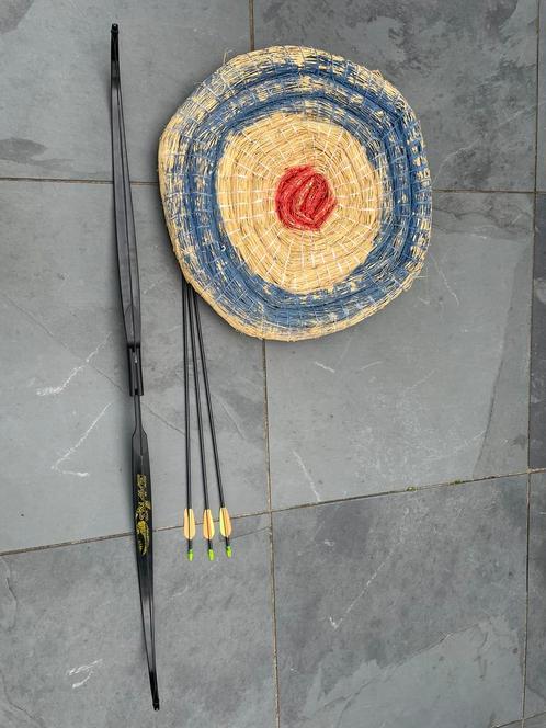 Pijl en boog set met target, Sport en Fitness, Handboogschieten, Zo goed als nieuw, Pijlen, Ophalen of Verzenden