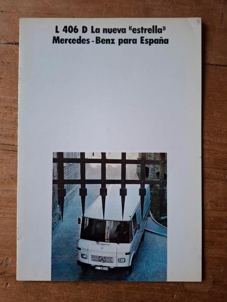 Spaanse Mercedes-Benz L 406 D brochure - 1976, Boeken, Auto's | Folders en Tijdschriften, Gelezen, Mercedes, Ophalen of Verzenden