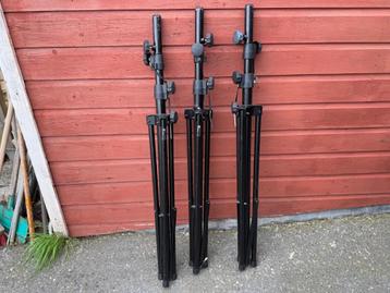 3x Stairville / DAP speaker statief beschikbaar voor biedingen