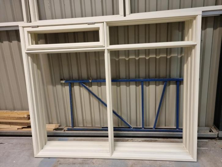 Verkeerd ingemeten Houten kozijn 190 x 212 (B x H) MERANTI, Doe-het-zelf en Verbouw, Glas en Ramen, Nieuw, Gevelraam of Ruit, 160 cm of meer