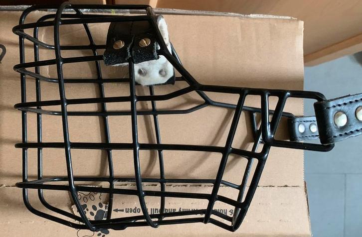 Muilkorf, Dieren en Toebehoren, Honden-accessoires, Gebruikt, Ophalen