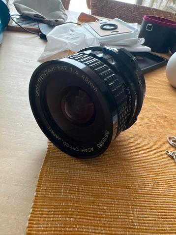 Camera Pentax smc 6x7 1:4 45mm classic prime lens beschikbaar voor biedingen