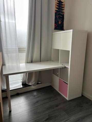 Bureau met kast en lades