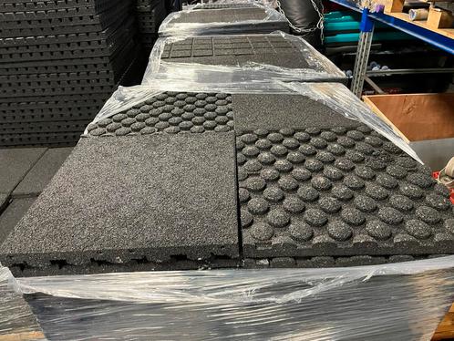 Rubberen tegels  50 x 50 x 4,5 cm dak terras speel toestel, Tuin en Terras, Tegels en Klinkers, Gebruikt, Overige typen, Rubber