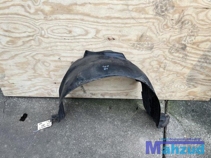 Nissan MICRA 2 K11 Rechts voor modderkuip wielkuip 1992-2001, Auto-onderdelen, Carrosserie en Plaatwerk, Bumper, Nissan, Gebruikt