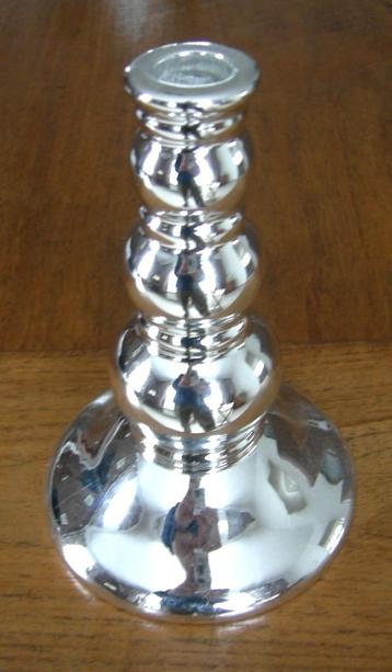 Kandelaar Chroom / Zilverkleurig Hoogte 18 cm. Diameter 12,3 beschikbaar voor biedingen